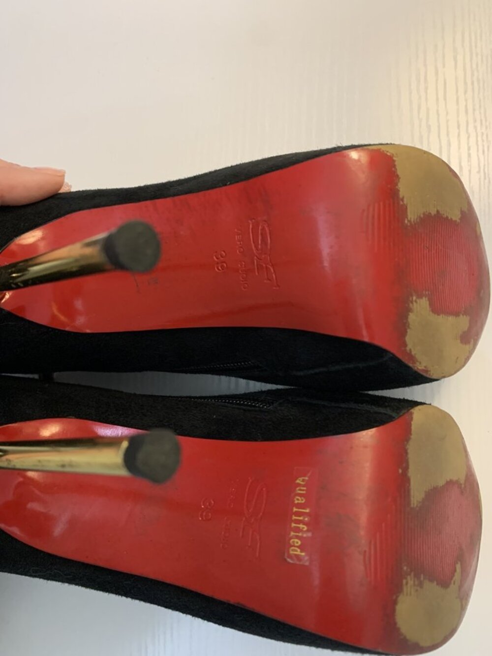 Sasha Fabiani Black Suede Platform Gold Stiletto Booties Gently Used US8.5/EU39 - Picture 10 of 11